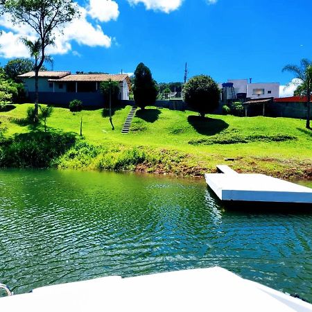 Chacara Gazotti Beira Lago Capitólio Buitenkant foto